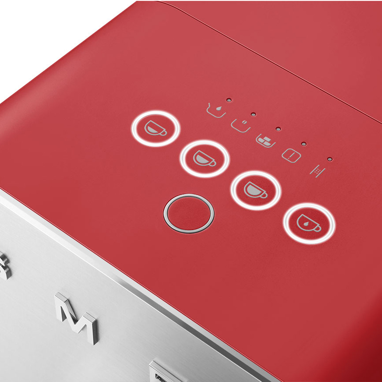 Deutliche Gebrauchsspuren: Kaffeevollautomat BCC01RD Rot