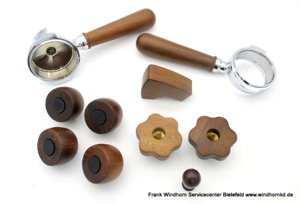 Accessories Kit with Portafilter Bianca PL162T