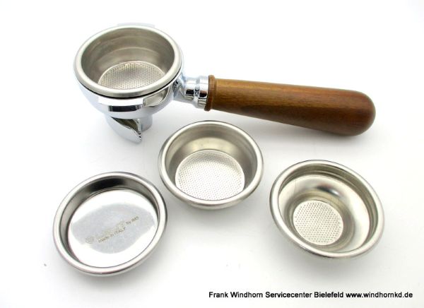 Siebträger mit Siebeinsätzen