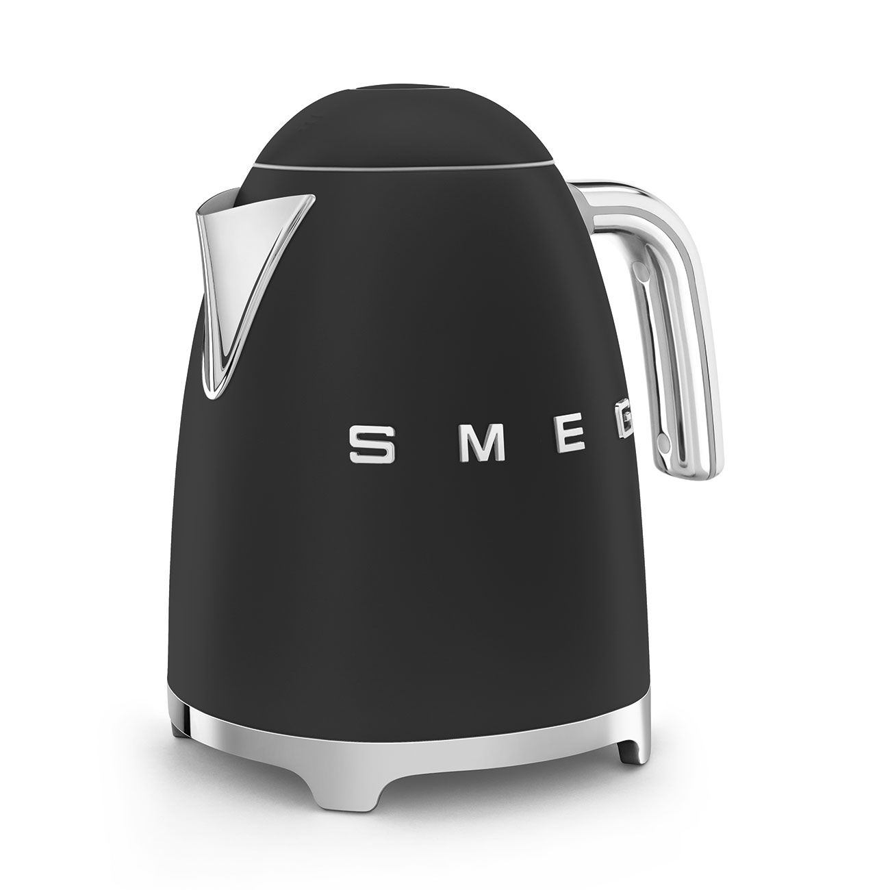 Leichte Gebrauchsspuren: SMEG Wasserkocher schwarz matt KLF03BLM