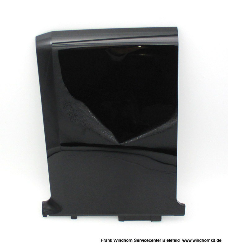 Right Panel Assembly SNE500