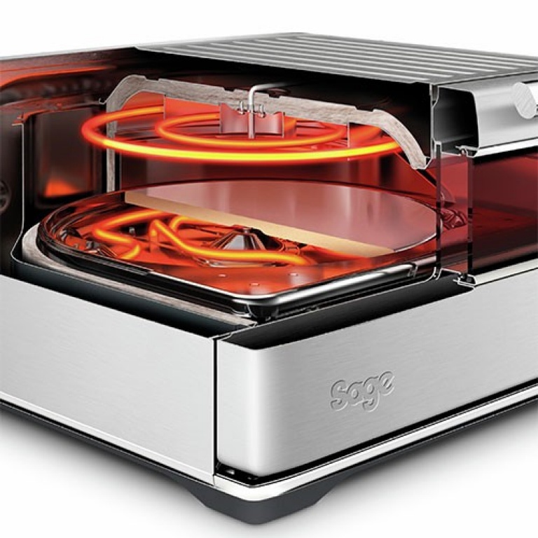 Starke Gebrauchsspuren: Smart Oven Pizzaiolo SPZ820BSS !UK!