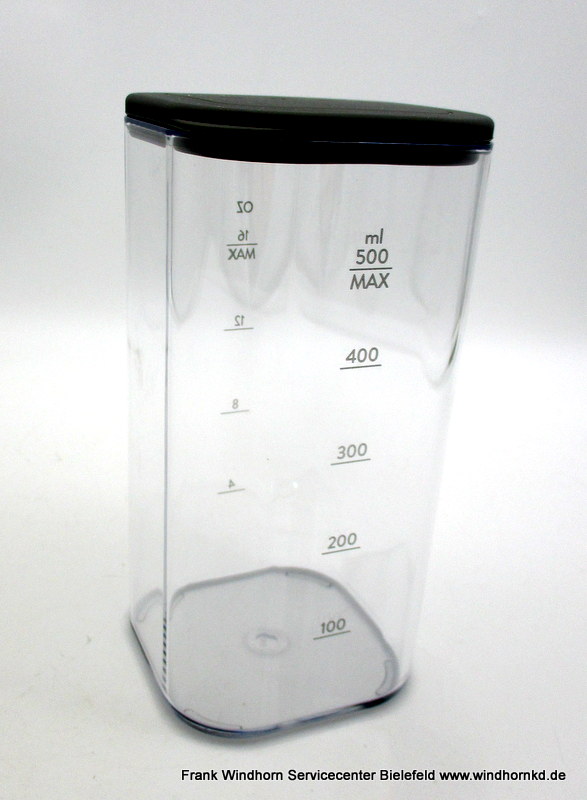 Milchbehälter mit Deckel