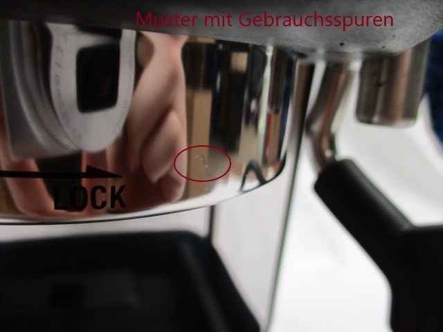 Gebrauchsspuren: Barista Express Schwarz Matt SES875BTR