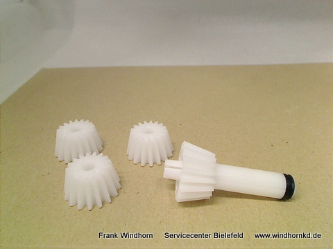 BEVEL PLAN GEAR SET/T/HOLD ASS