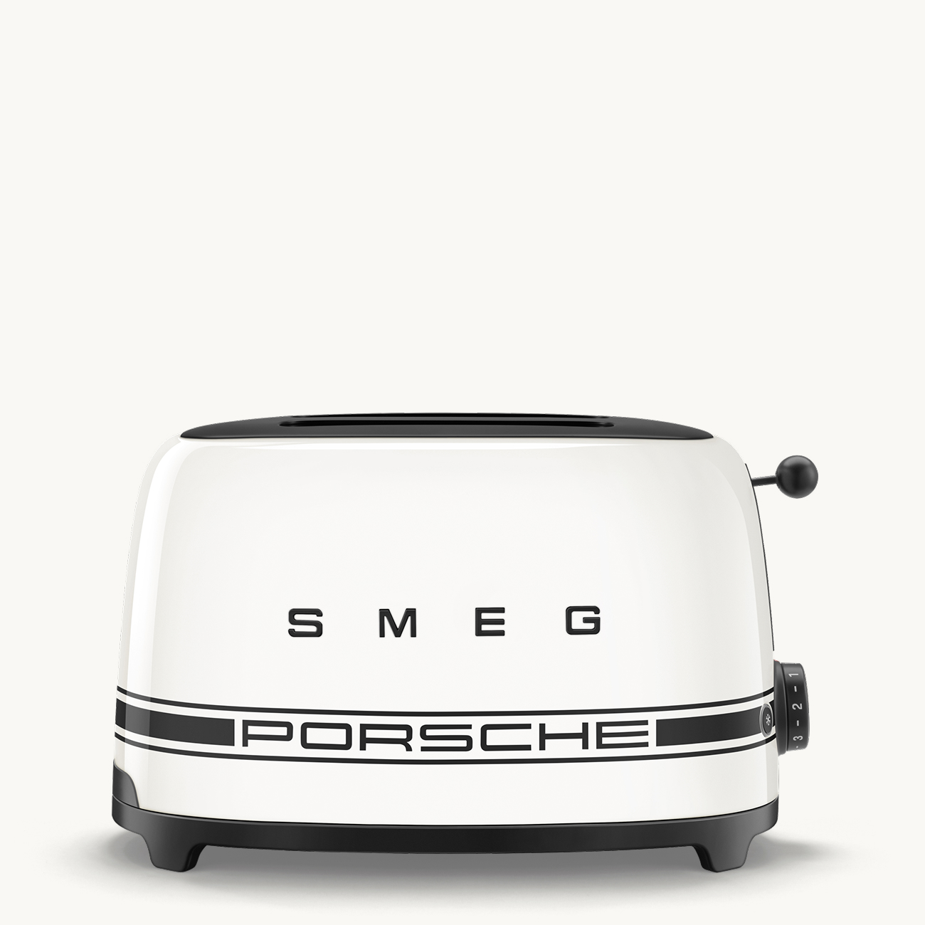 Deutliche Gebrauchsspuren: SMEG x Porsche Toaster Carrara White