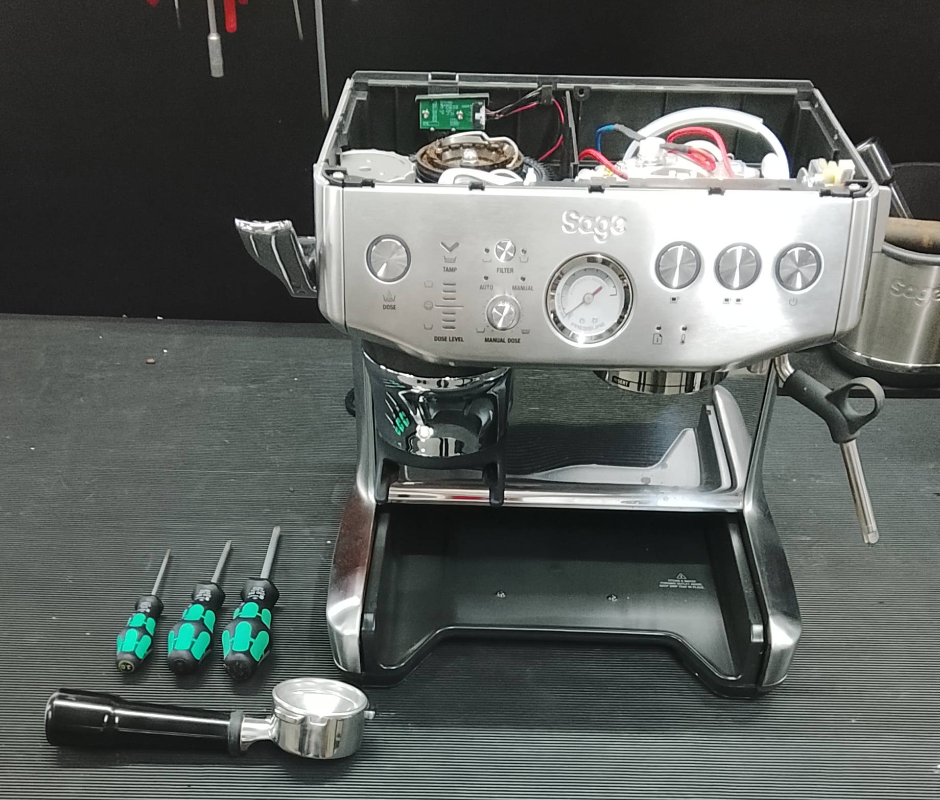 Pauschalpreisreparatur Barista Express Impress Serie