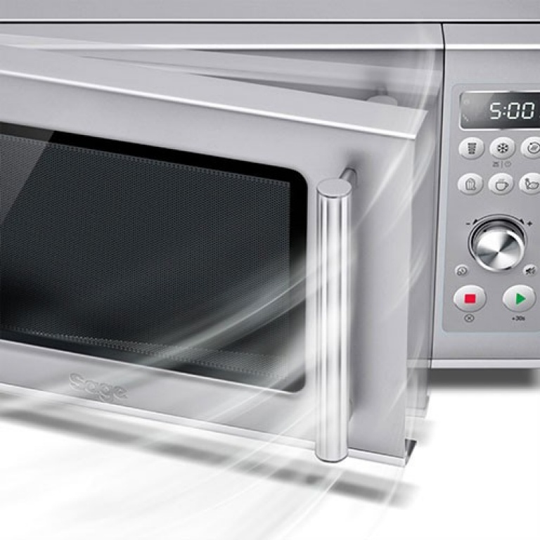Gehäuseschäden: The Compact Wave Soft Close SMO650SIL