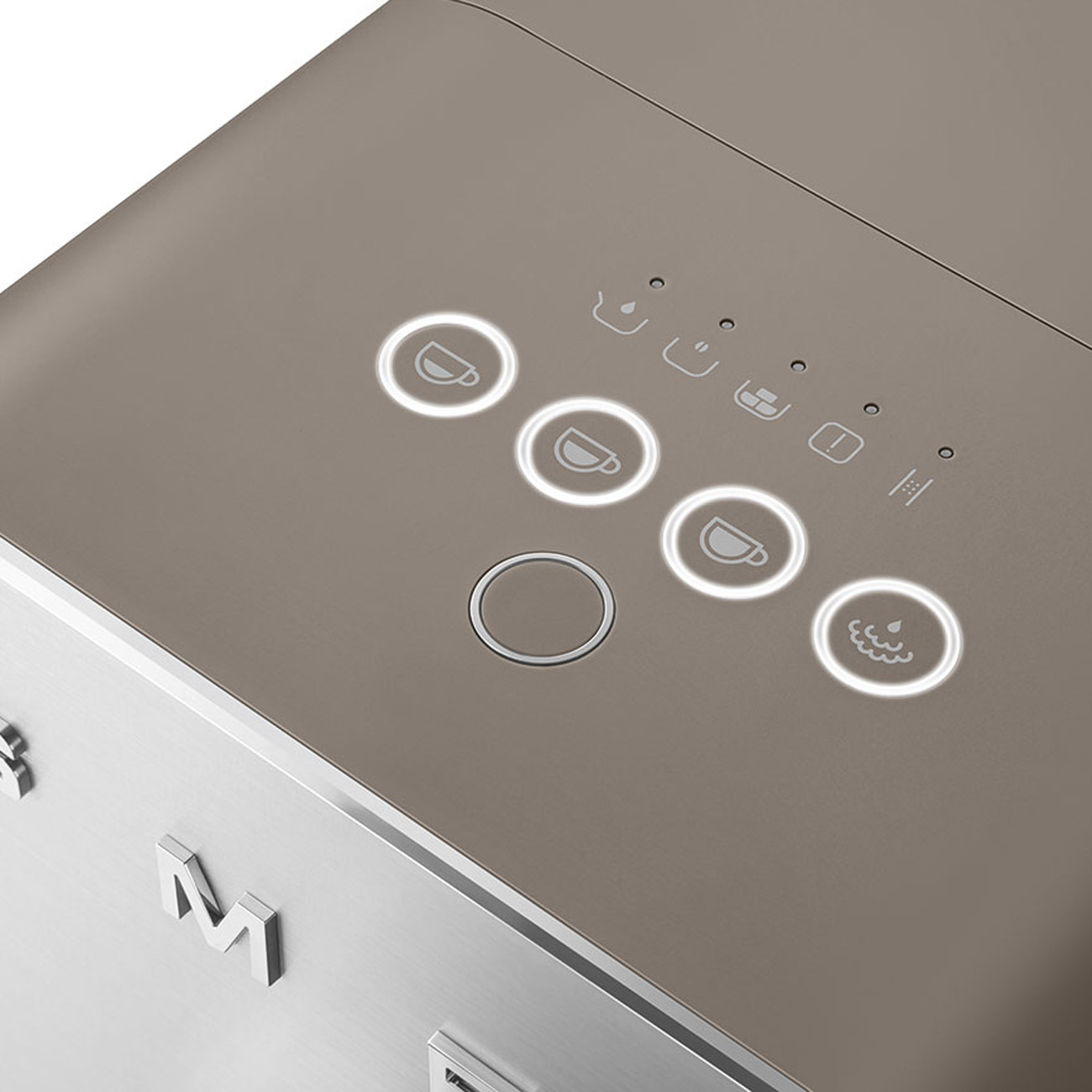 Leichte Gebrauchsspuren: Kaffeevollautomat mit Dampf BCC12 Taupe