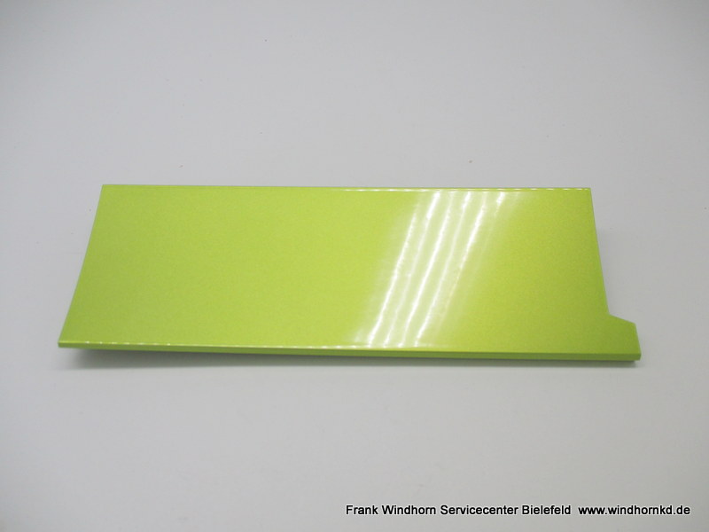 Frontblende Wassertank