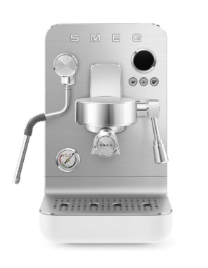 Deutliche Gebrauchsspuren: Espressomaschine EMC02WH Weiß